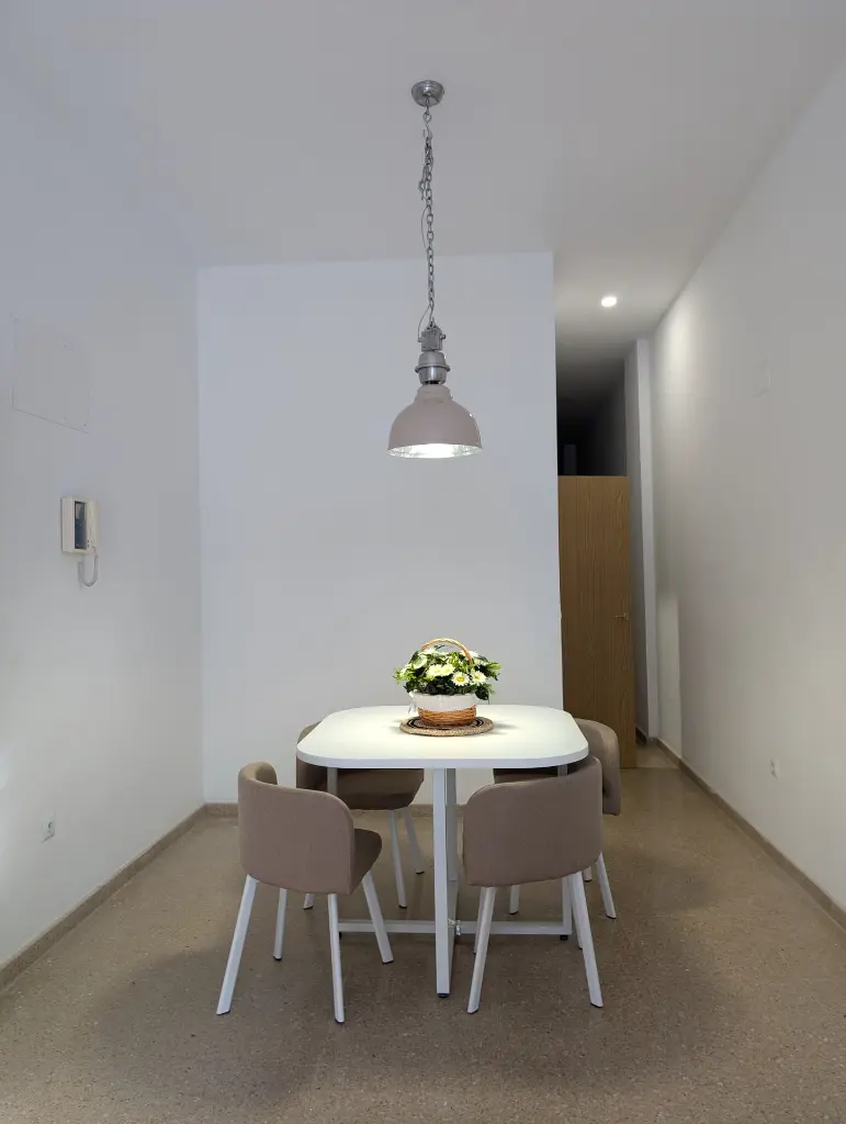 SALON11.webp