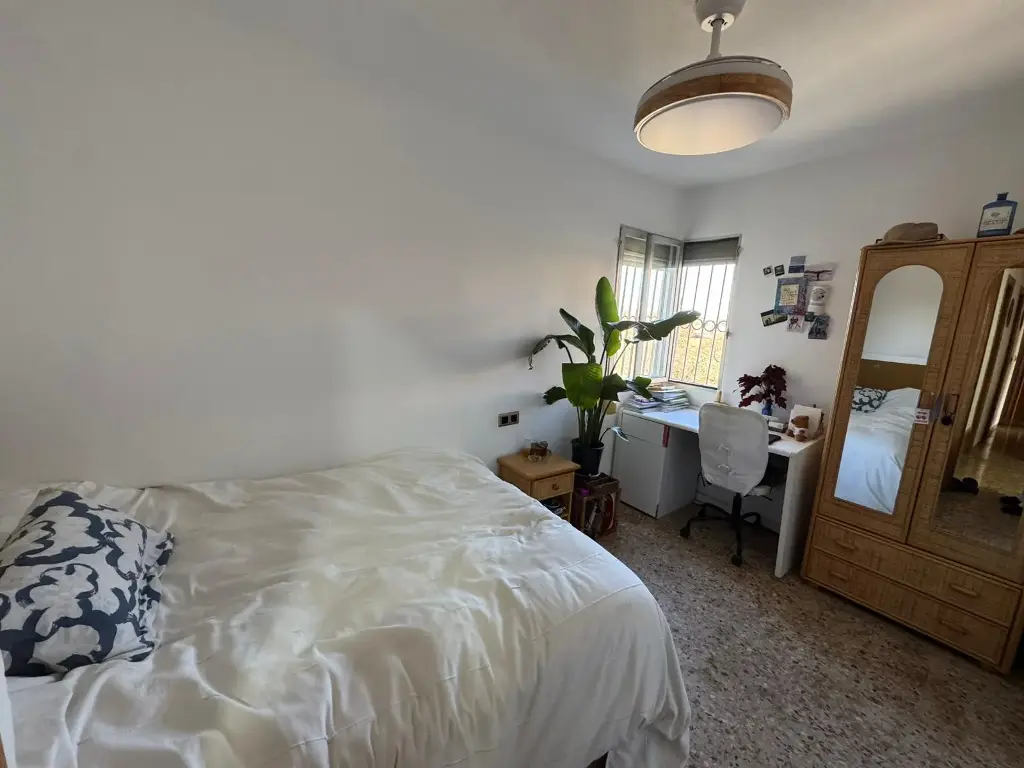 Habitación Simple 1 – (Benicalap) 