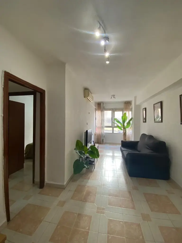 Piso completo en Plaza Regino Más - Benicalap